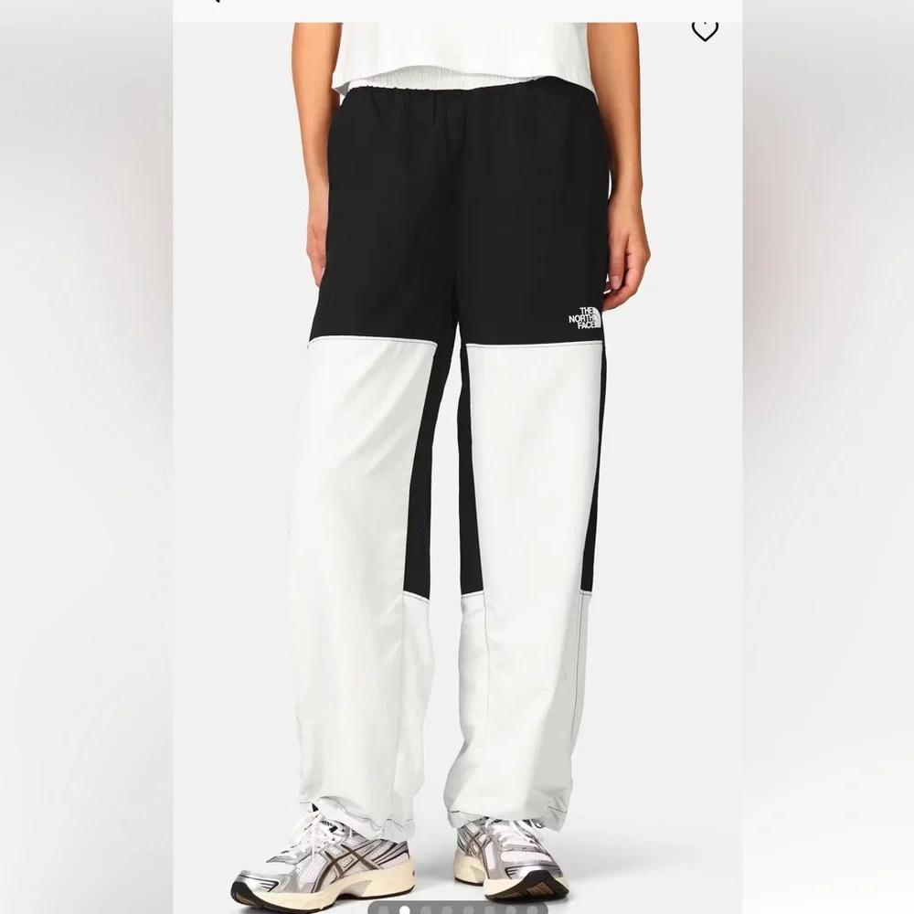 The North Face Women’s Nylon Easy Pants Black and White Color Block - Picture 9 of 16